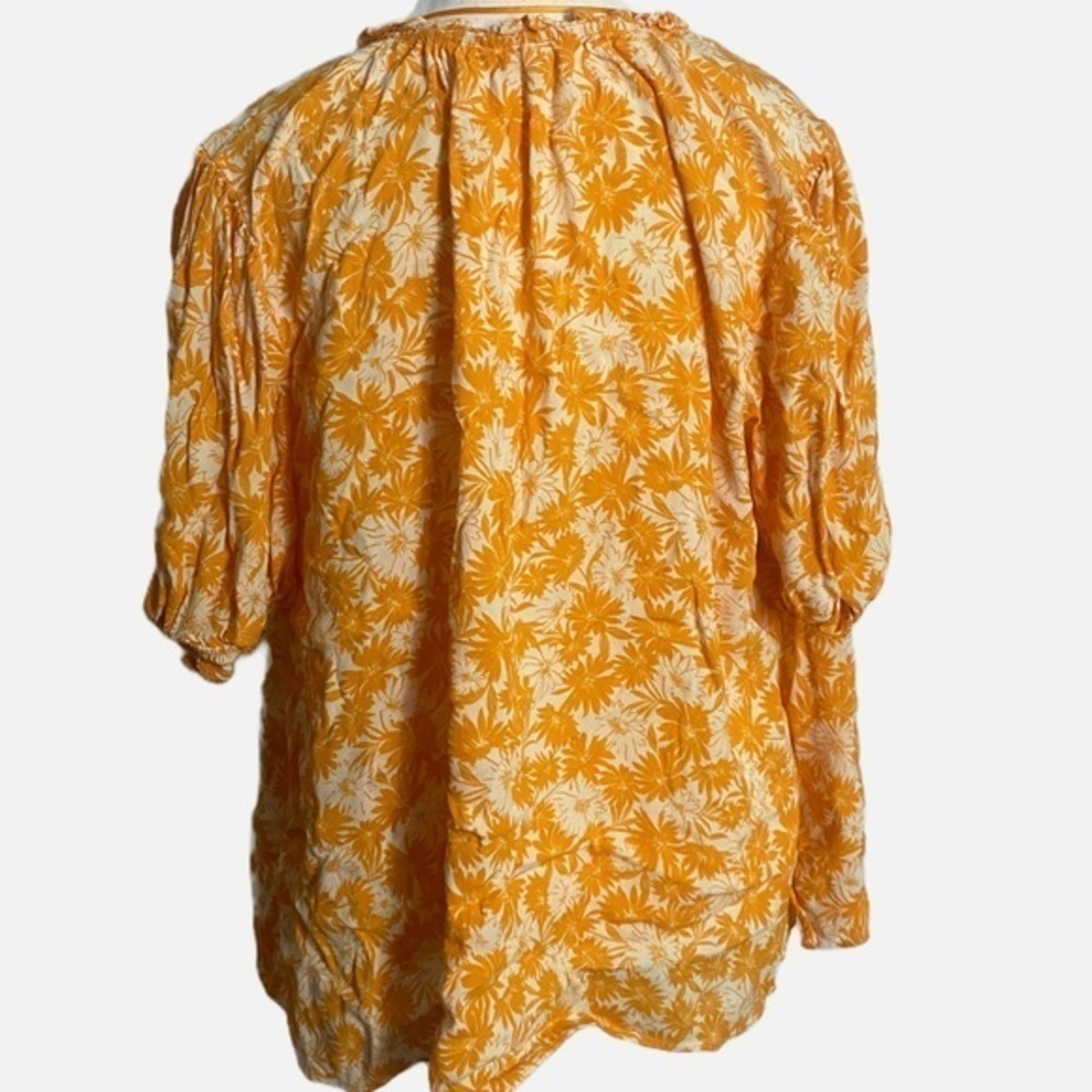 Terra & Sky Women's‎ Plus Size Orange Floral Puff Sleeve Peasant Top - Picture 2 of 10